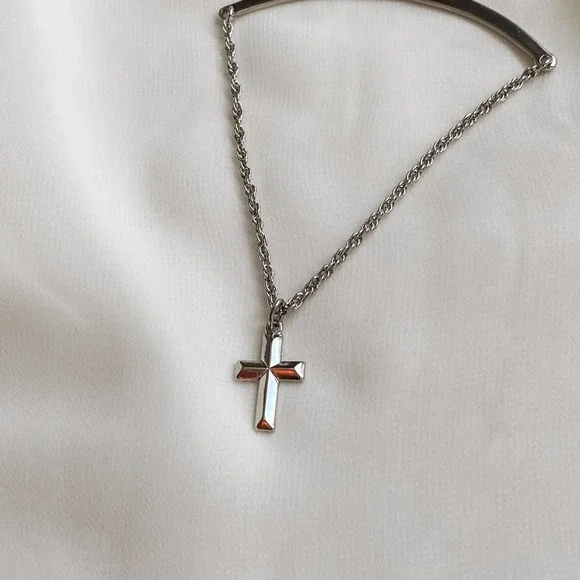 VTG Silver Cross Pendant Tie Chain - Picture 6 of 6